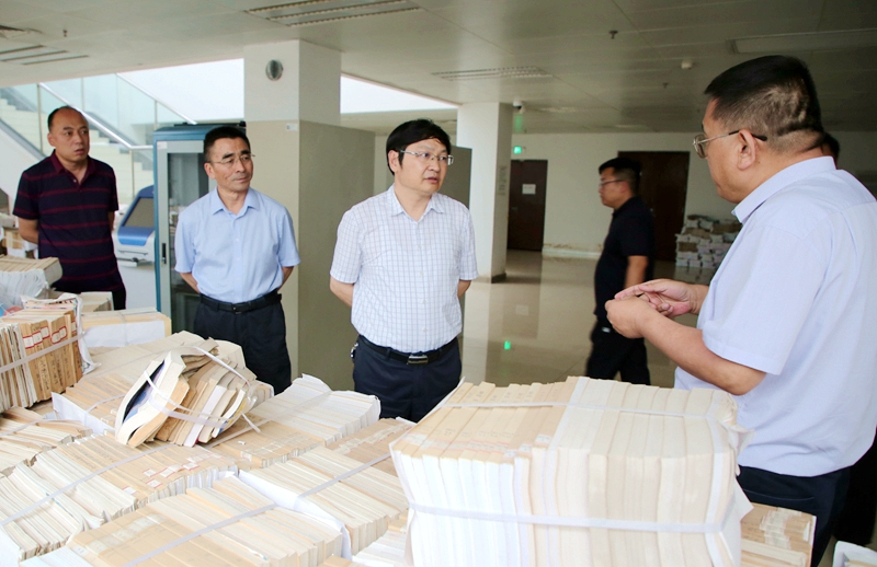 校长李学志一行实地查看两校区餐厅、宿舍、实验室、图书馆 古天乐代言太阳集团138